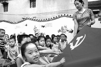 僵尸女友爱爬树